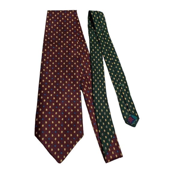 Tommy Hilfiger Tie Men's Maroon Paisley 100% Silk 56.5" x 4" USA Y2K - Picture 7 of 7